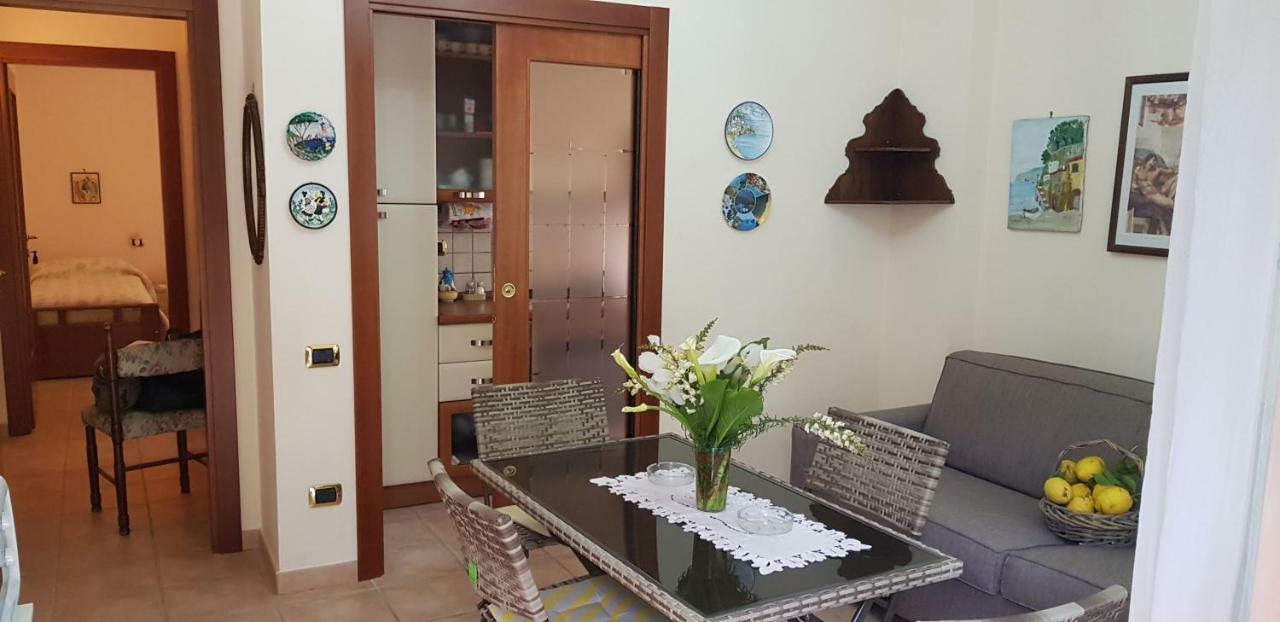 Casa Vacanza Giovanna Vietri Exterior foto